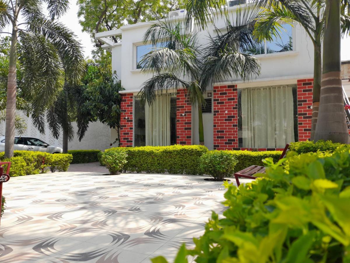 Ashoka Resort & Banquets Begusarai Экстерьер фото